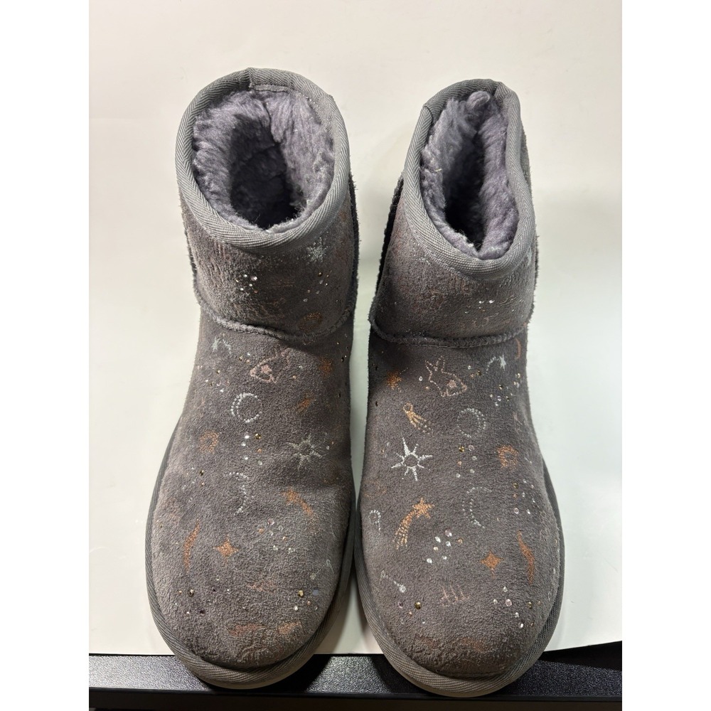 UGG Classic Zodiac Mini Zodiac Boots Nightfall Gray Women US 7 Limited Edition